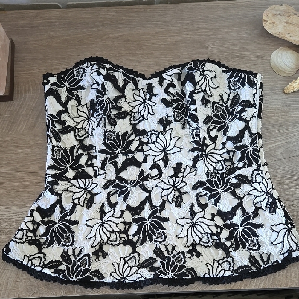 White House Black Market Floral Lace Blouse